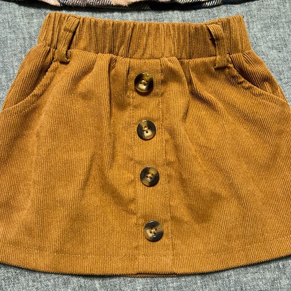 2t Fall skirt - Picture 2 of 2